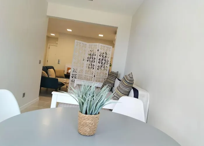 아파트 Amazing Tower 3 Castle Flat With Balcony *