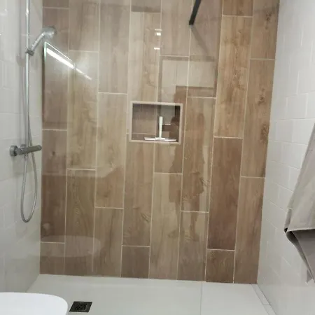 Amazing Tower 3 Castle Flat With Balcony アパート