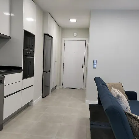 Amazing Tower 3 Castle Flat With Balcony アパート ポルティマン