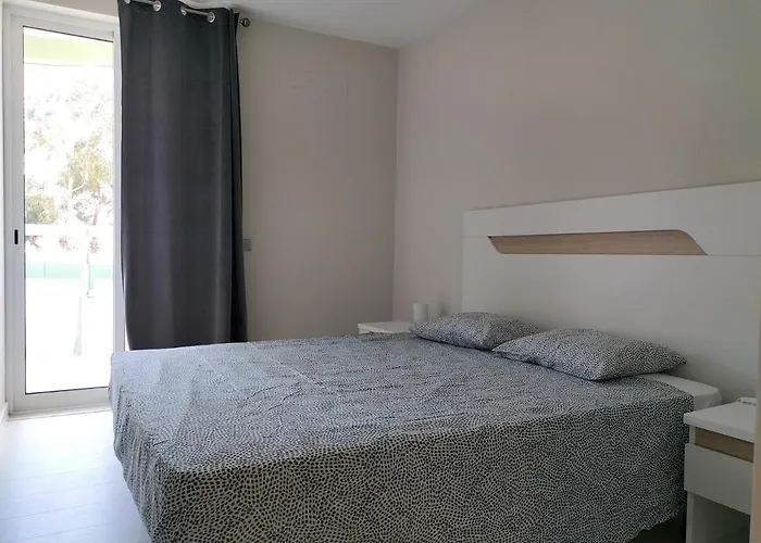 Amazing Tower 3 Castle Flat With Balcony *