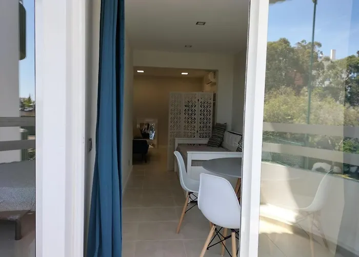 Amazing Tower 3 Castle Flat With Balcony Апартаменти Портіман