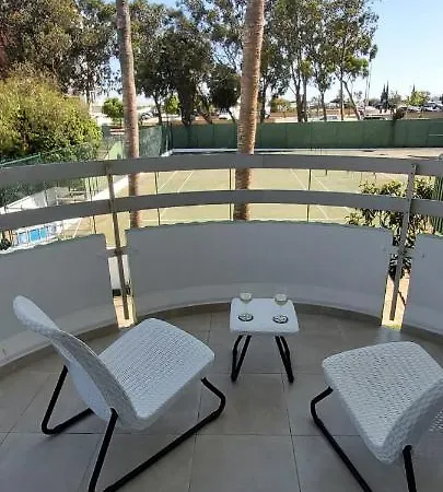Amazing Tower 3 Castle Flat With Balcony Портиман